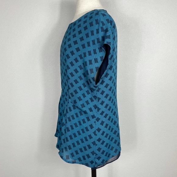 Cabi Short Sleeve Peplum Blouse - Picture 3 of 9